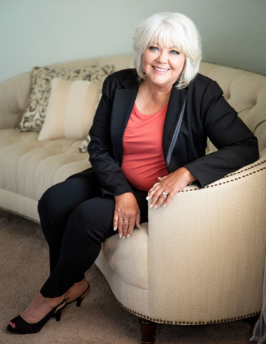 CM about page caroline mathes headshot